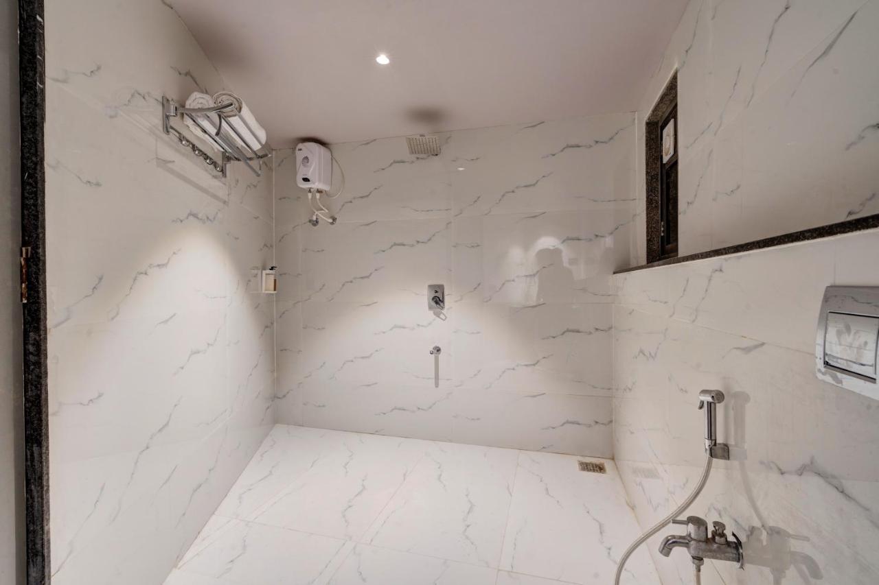 Hotel Sparsh Divine Ahmedabad Eksteriør bilde