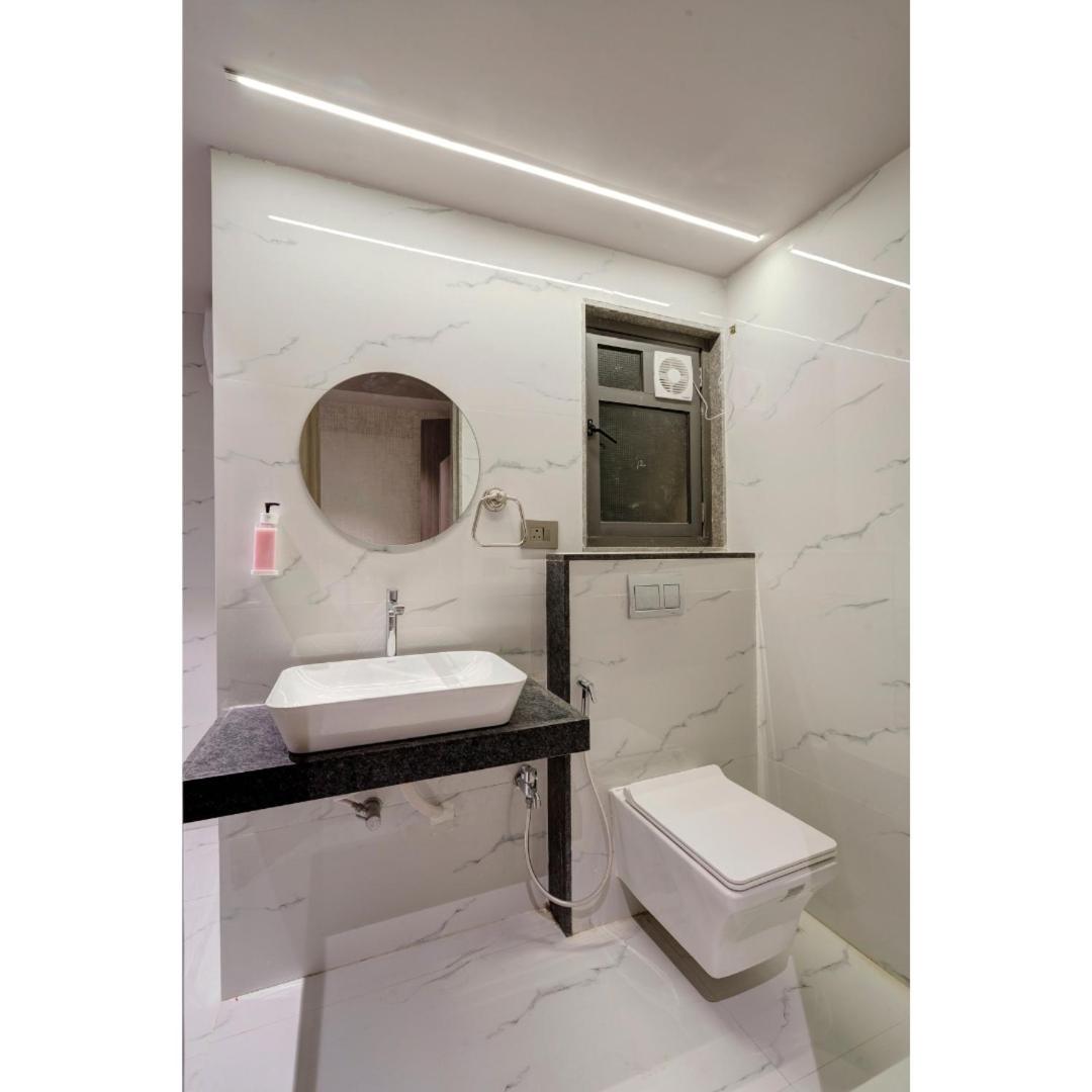 Hotel Sparsh Divine Ahmedabad Eksteriør bilde